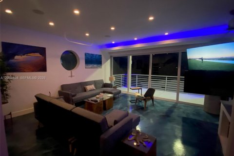 Villa ou maison à louer à Big Pine Key, Floride: 4 chambres, 218.51 m2 № 2180499 - photo 13