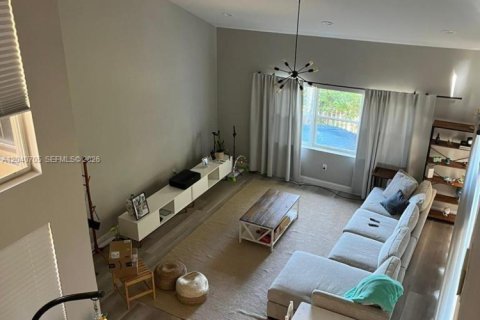 Villa ou maison à vendre à Hollywood, Floride: 3 chambres, 178.28 m2 № 2088013 - photo 9