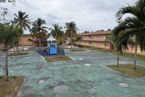 Copropriété à louer à Oakland Park, Floride: 1 chambre, 37.81 m2 № 2001237 - photo 15