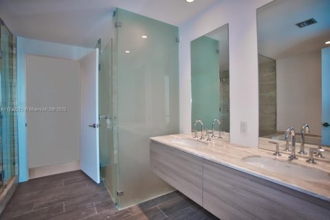 Купить кондоминиум в Майами, Флорида 1 спальня, 73.39м2, № 2042918 - фото 16