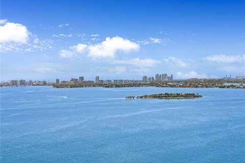 Купить кондоминиум в Майами, Флорида 1 спальня, 73.39м2, № 2042918 - фото 3