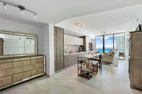 Купить кондоминиум в Майами, Флорида 1 спальня, 73.39м2, № 2042918 - фото 6