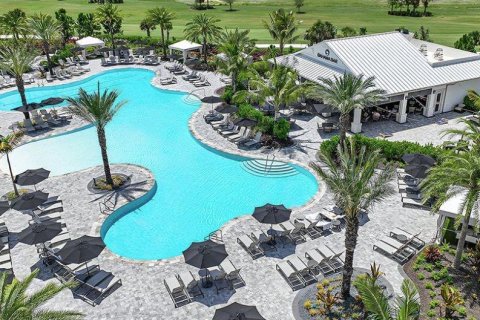 House in Bradenton, Florida 3 bedrooms, 226.22 sq.m. № 1723609 - photo 17