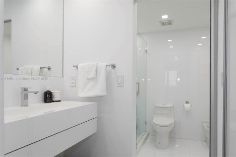 Copropriété à louer à Miami Beach, Floride: 1 chambre, 81.75 m2 № 1977996 - photo 8