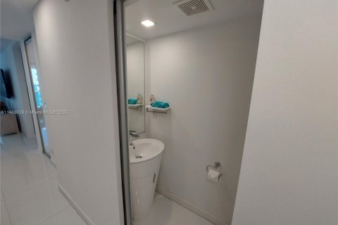 Copropriété à louer à Miami Beach, Floride: 1 chambre, 81.75 m2 № 1977996 - photo 20