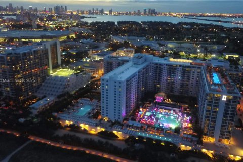 Copropriété à louer à Miami Beach, Floride: 1 chambre, 81.75 m2 № 1977996 - photo 16