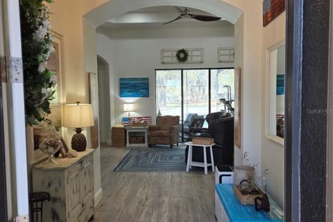 Casa en venta en Lady Lake, Florida, 4 dormitorios, 240.25 m2 № 2092433 - foto 5