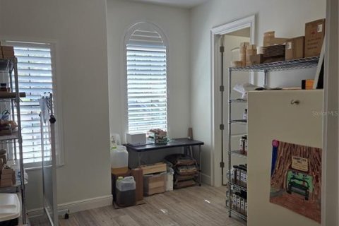 Casa en venta en Lady Lake, Florida, 4 dormitorios, 240.25 m2 № 2092433 - foto 28