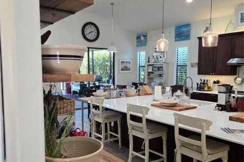 Casa en venta en Lady Lake, Florida, 4 dormitorios, 240.25 m2 № 2092433 - foto 7