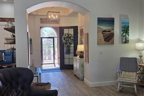 Casa en venta en Lady Lake, Florida, 4 dormitorios, 240.25 m2 № 2092433 - foto 19