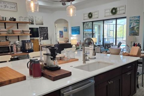 Casa en venta en Lady Lake, Florida, 4 dormitorios, 240.25 m2 № 2092433 - foto 10