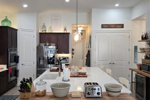 Casa en venta en Lady Lake, Florida, 4 dormitorios, 240.25 m2 № 2092433 - foto 12