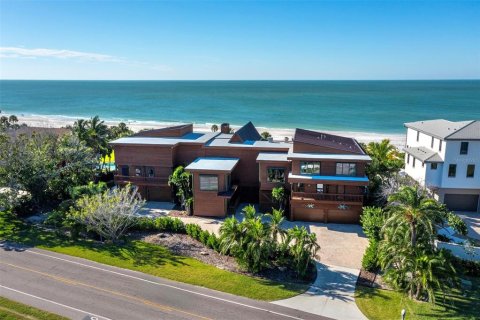 House in Longboat Key, Florida 8 bedrooms, 1184.69 sq.m. № 2206179