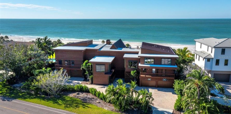 House in Longboat Key, Florida 8 bedrooms, 1184.69 sq.m. № 2206179