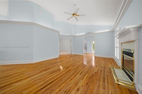 House in Ocala, Florida 3 bedrooms, 265.42 sq.m. № 1729603 - photo 15