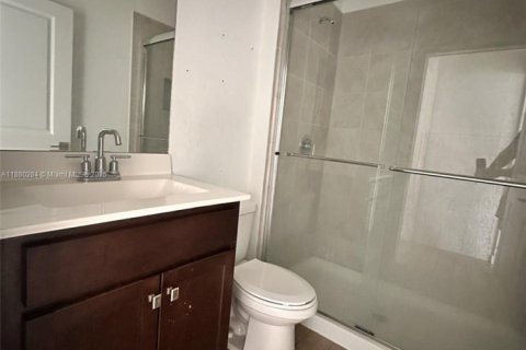 House in Florida City, Florida 4 bedrooms, 200.11 sq.m. № 2010838 - photo 9