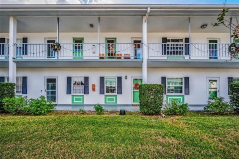 Condominio en venta en Dunedin, Florida, 1 dormitorio, 66.43 m2 № 1534482 - foto 6