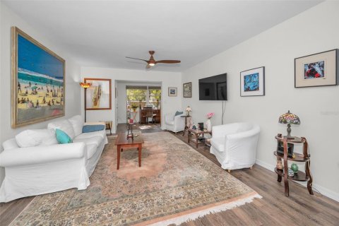 Condominio en venta en Dunedin, Florida, 1 dormitorio, 66.43 m2 № 1534482 - foto 15