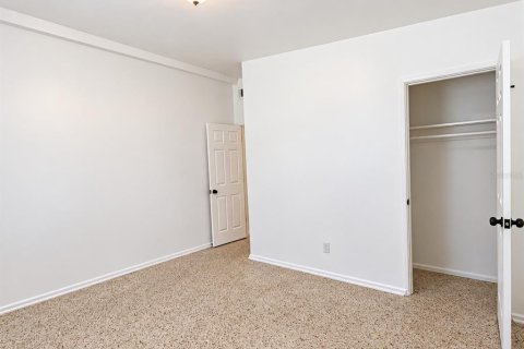 Appartement à louer à Orlando, Floride: 2 chambres, 91.04 m2 № 2333844 - photo 13