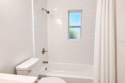 Appartement à louer à Orlando, Floride: 2 chambres, 91.04 m2 № 2333844 - photo 8