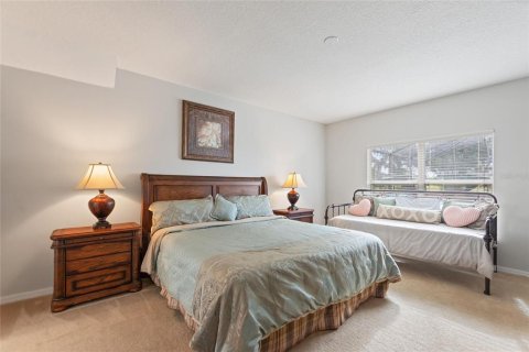 House in Davenport, Florida 5 bedrooms, 205.87 sq.m. № 1842104 - photo 25