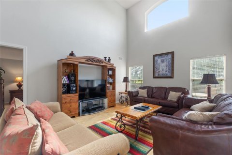 House in Davenport, Florida 5 bedrooms, 205.87 sq.m. № 1842104 - photo 21