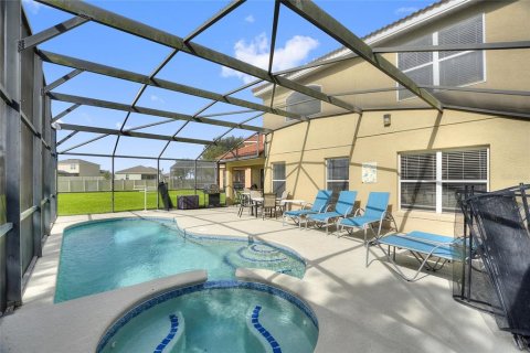 House in Davenport, Florida 5 bedrooms, 205.87 sq.m. № 1842104 - photo 10
