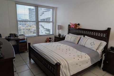 Купить кондоминиум в Майами-Бич, Флорида 1 спальня, 67.45м2, № 2014199 - фото 17