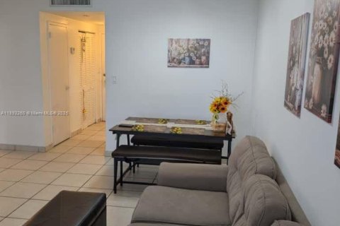 Купить кондоминиум в Майами-Бич, Флорида 1 спальня, 67.45м2, № 2014199 - фото 9