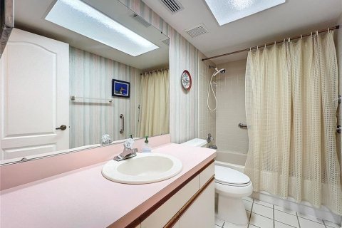 Купить кондоминиум в Сарасота, Флорида 4 комнаты, 98.76м2, № 1419519 - фото 27