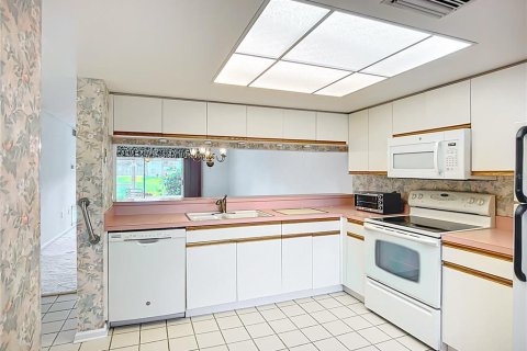 Купить кондоминиум в Сарасота, Флорида 4 комнаты, 98.76м2, № 1419519 - фото 7