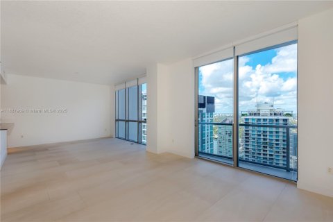 Condominio en alquiler en Miami, Florida, 3 dormitorios, 184.6 m2 № 1888801 - foto 4