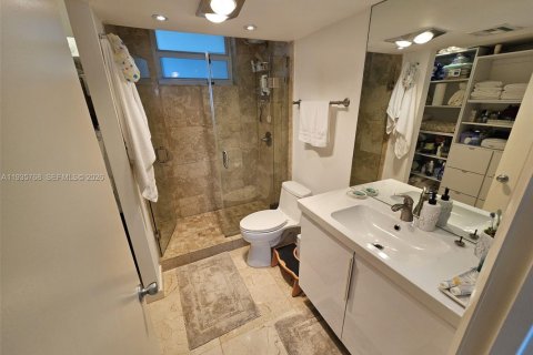 Copropriété à louer à Aventura, Floride: 1 chambre, 71.35 m2 № 1995147 - photo 18