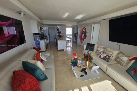 Copropriété à louer à Aventura, Floride: 1 chambre, 71.35 m2 № 1995147 - photo 8