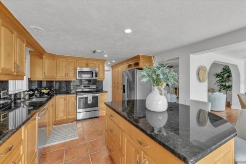 House in Redington Shores, Florida 2 bedrooms, 156.91 sq.m. № 1876809 - photo 26