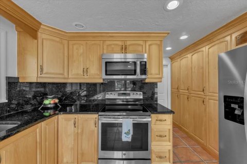 House in Redington Shores, Florida 2 bedrooms, 156.91 sq.m. № 1876809 - photo 30