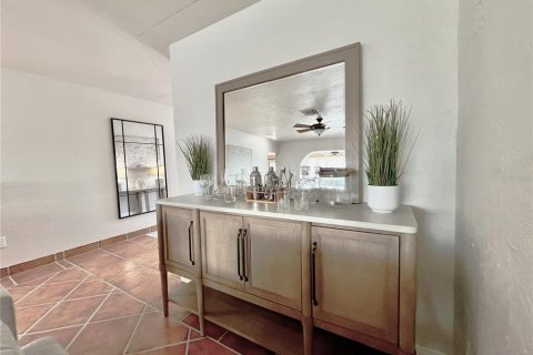 House in Redington Shores, Florida 2 bedrooms, 156.91 sq.m. № 1876809 - photo 22