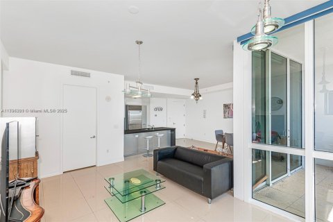 Condominio en venta en Sunny Isles Beach, Florida, 2 dormitorios, 146.51 m2 № 1726561 - foto 20