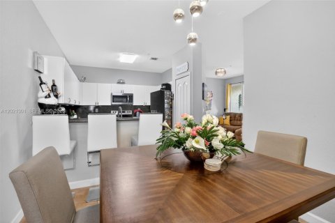 Condo in Plantation, Florida, 3 bedrooms № 2089626
