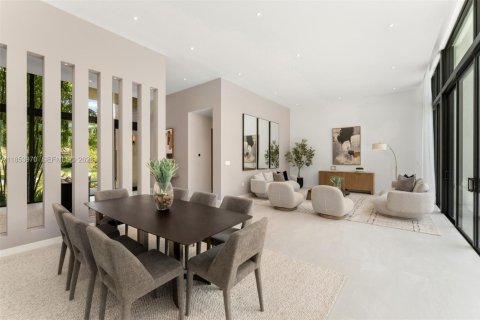Villa ou maison à vendre à Pinecrest, Floride: 6 chambres, 436.27 m2 № 2189406 - photo 9