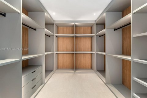 Villa ou maison à vendre à Pinecrest, Floride: 6 chambres, 436.27 m2 № 2189406 - photo 23
