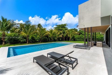 Villa ou maison à vendre à Pinecrest, Floride: 6 chambres, 436.27 m2 № 2189406 - photo 27