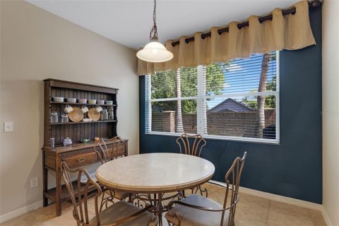 Villa ou maison à vendre à Apopka, Floride: 3 chambres, 176.42 m2 № 1814995 - photo 6