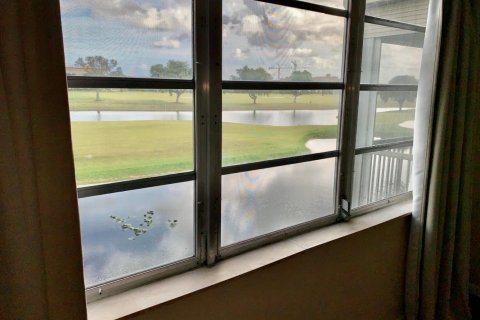 Condo in Davie, Florida, 2 bedrooms № 2250148 - photo 21