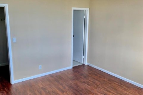 Condo in Davie, Florida, 2 bedrooms № 2250148 - photo 22