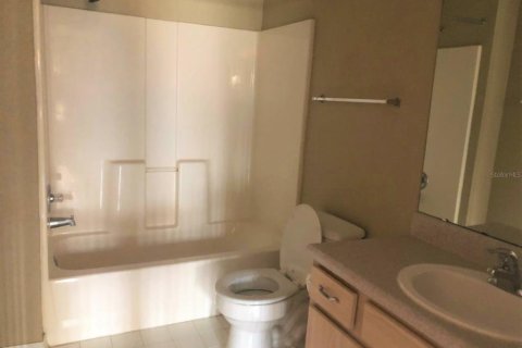 Condominio en alquiler en Orlando, Florida, 1 dormitorio, 59.92 m2 № 1904923 - foto 11