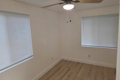 Appartement à louer à Saint Petersburg, Floride: 4 chambres, 110.74 m2 № 2431140 - photo 9