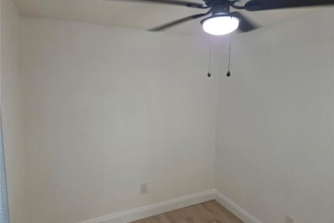 Appartement à louer à Saint Petersburg, Floride: 4 chambres, 110.74 m2 № 2431140 - photo 13