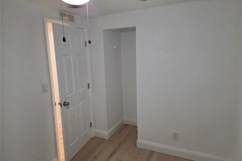 Appartement à louer à Saint Petersburg, Floride: 4 chambres, 110.74 m2 № 2431140 - photo 12