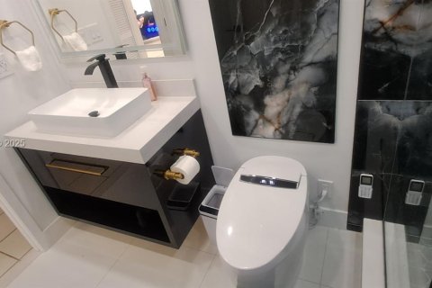 Купить виллу или дом в Майами, Флорида 4 спальни, 227.61м2, № 2034551 - фото 9